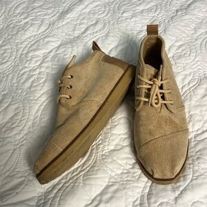 Tom’s Corduroy booties size 8.5